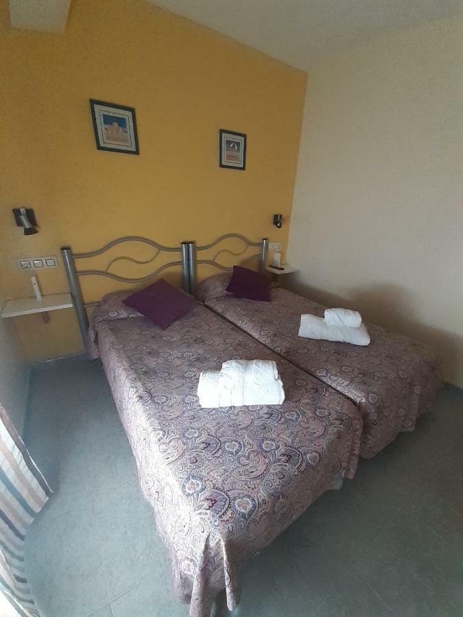 Hostal Puig Rom Roses Exterior foto
